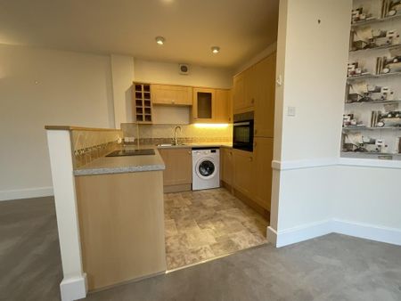 1 bedroom flat to rent - Photo 2