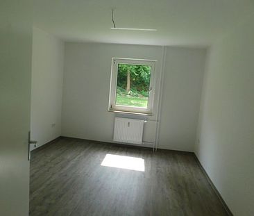 Praktische 3-Zimmer-Wohnung mit Tapete Boden - Foto 6