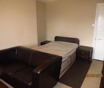 1 bedroom detached house to rent - Photo 3