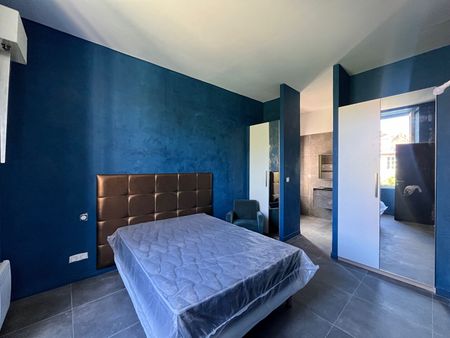 Location Appartement 3 pièces 95m² - Photo 4