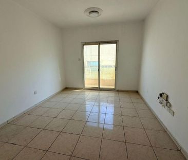 Open view balcony large spaces near Dubai exit - Photo 4