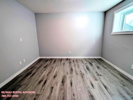 BSMT 1824 Erker Way Northwest - Photo 5