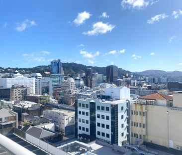 Best view in town! - Photo 3