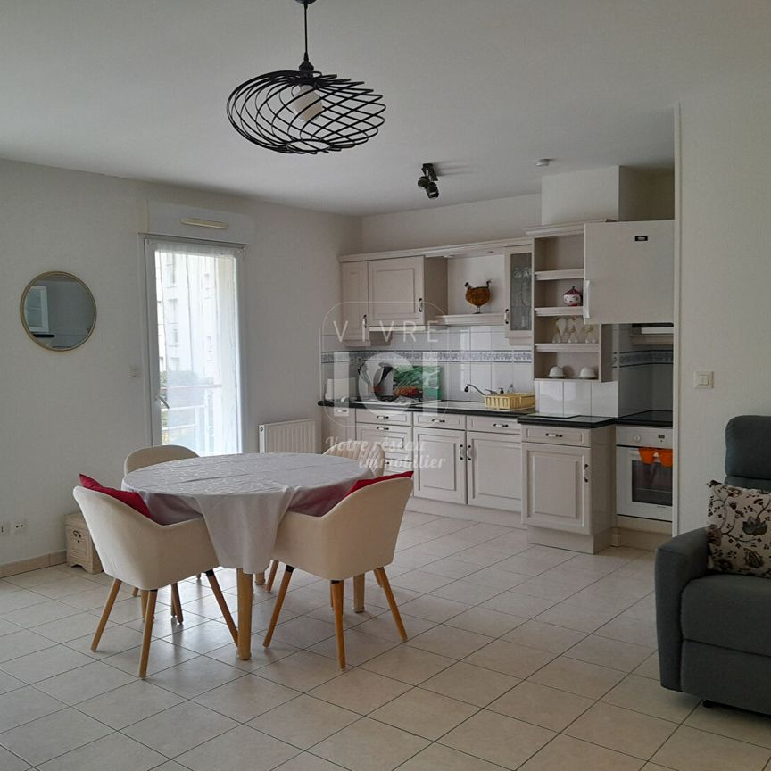 Appartement T2 Meuble - 56.30m² - Centre-ville De Carquefou - Photo 1