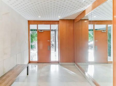 Carrer de Ganduxer, Barcelona, Catalonia 08021 - Photo 5