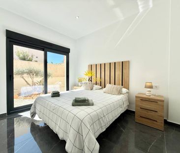 DETACHED VILLA WITH THREE BEDROOMS - BENIJÓFAR - Photo 5