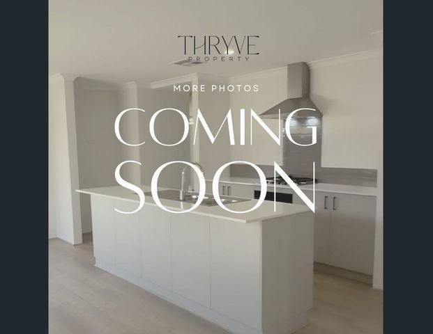 Modern Family Living in the Heart of South Yunderup - Photo 1