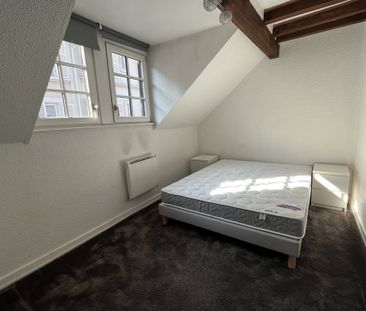 Un 2 pièces de charme meublé et en parfait état – Petite France / p... - Photo 3