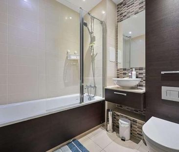 Boathouse Apartments, Poplar, E14 - Photo 3