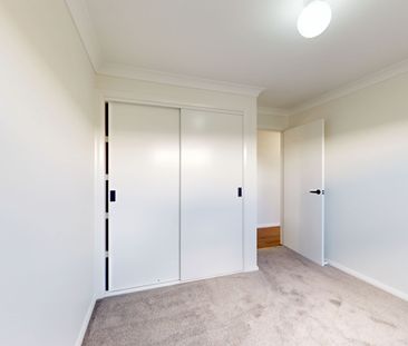 Brand New Home in Southlakes - Photo 4