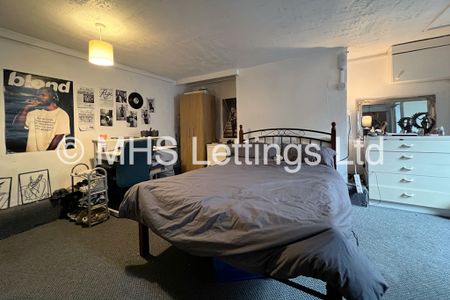 4 Bedroom Mid Terraced House for rent in Royal Park Mount - Photo 4