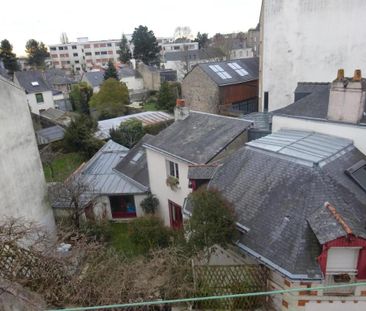 A LOUER NANTES zola appartement T2 28 M2 - 3ème étage - Photo 2