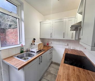 52 Olympia Drive, Belfast, BT12 6NH - Photo 5