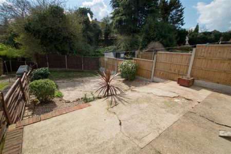 Mays Avenue,Carlton - Photo 5