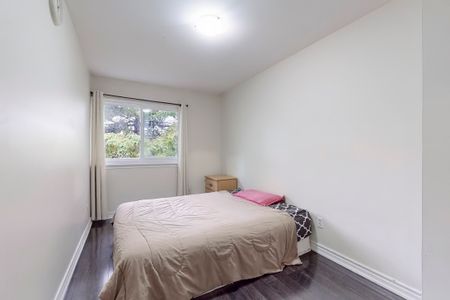 For Lease - 2451 Bridletowne Circle Unit# 4, Toronto, Ontario - Photo 4