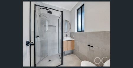 Open the Door to Coastal Calm - Photo 3