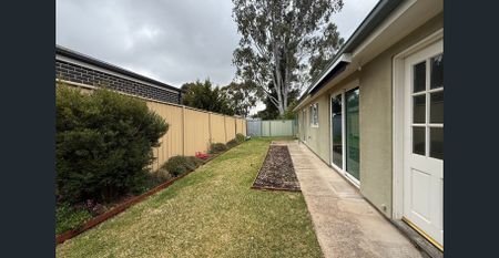 3/16A Emmett Street, Golden Square, Vic 3555 - Photo 5