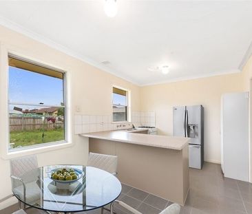 THREE BEDROOM HOME CLOSE TO CORIO VILLAGE - Photo 1