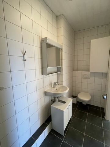 2.5 attic rooms - Photo 3