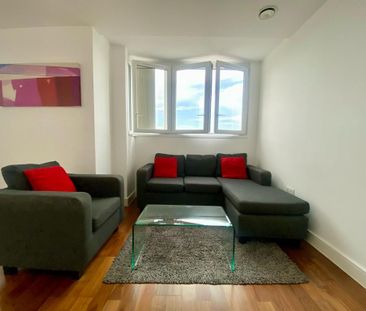 2 bedroom apartment to rent - Photo 1