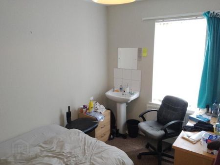 140 Dunluce Avenue, Belfast, BT9 7AZ - Photo 3
