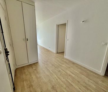 Paris XVème, Village Suisse, 4 Pièces avec Balcon et Parking et cha... - Photo 2