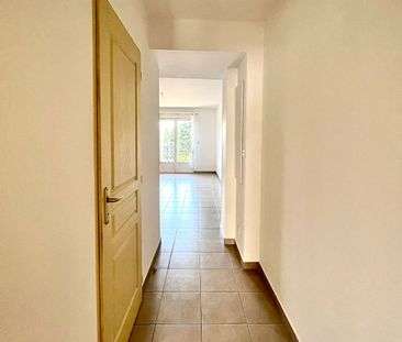 Location Appartement 2 pièces 38m² - Photo 5