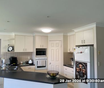 Spacious Family Home - Photo 1