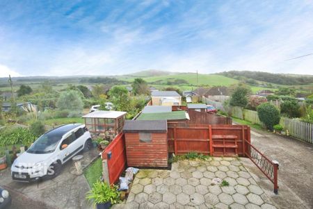 2 bedroom cottage to rent - Photo 3