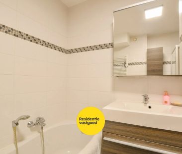 Modern appartement met koer/terras en garagebox in Bekegem - Photo 5