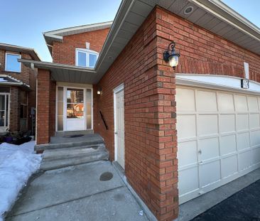 For Lease - 43 Windmill Boulevard, Brampton, Ontario - Photo 2