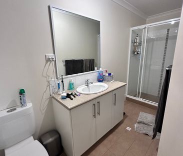 Modern Comfort & Convenience in a Prime Location - Photo 5