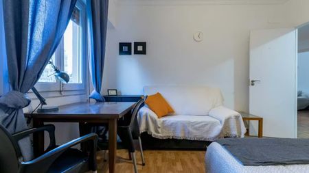 Calle de la Serrería, Valencia, Valencian Community 46022 - Photo 5