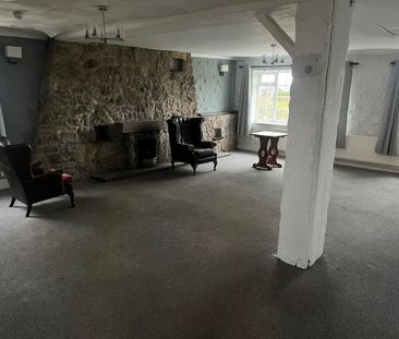 11 bedroom detached house to rent - Photo 2