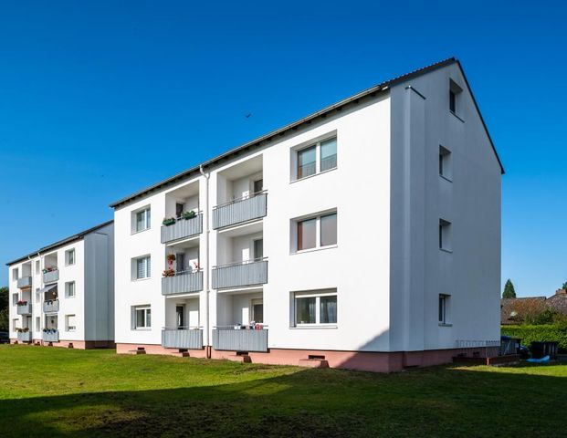 Charmante 3-Zimmer-Etagenwohnung in Rotenburg mit Tageslichtbad und Balkon - Foto 1
