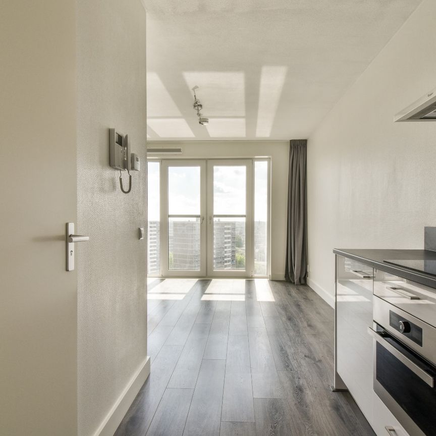 Waldorpstraat 1160, 'S-Gravenhage - Foto 1