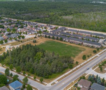 For Lease - 19 Cygnus Crescent, Barrie, Ontario - Photo 5