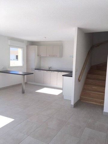 Location maison 4 pièces 89 m² à Roques (31120) - Photo 4