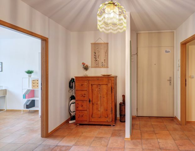 Charming 3-room apartment in Bogenhausen - Photo 1