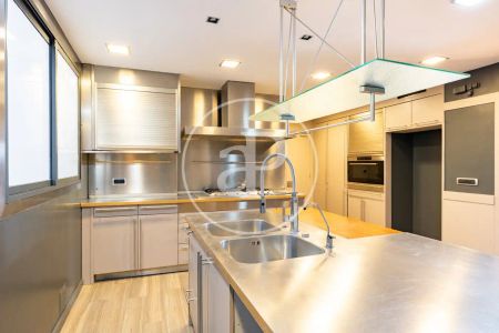 Piso de alquiler en Pl. de Castelló, Sant Gervasi- Galvany - Photo 4