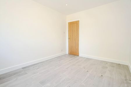 Blackthorn Road, Stratford-upon-Avon - Photo 2