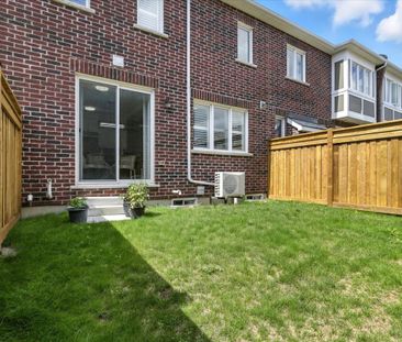 For Lease - 3303 Thunderbird Promenade, Pickering, Ontario - Photo 1