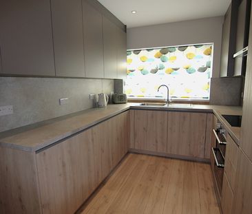 6 Bed Semi-Detached House, Trinity Avenue, NG7 - Photo 6