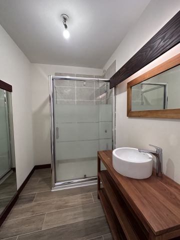 Location Appartement 2 pièces 48m² TOULON 83000 - Photo 4