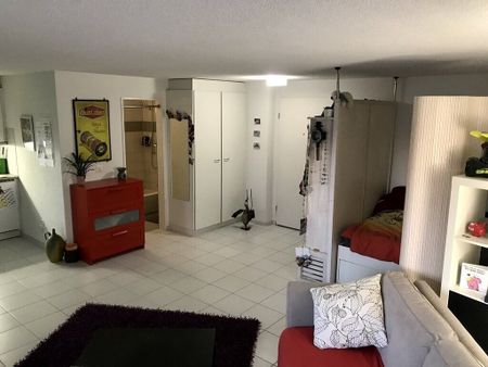 Apartment is looking for a single person - Photo 2