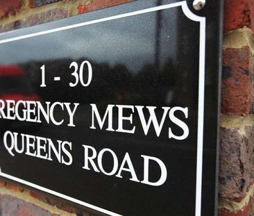 Luxury Apartment Just/ Mile To The Station Regency Mews, Queens Roa... - Photo 2