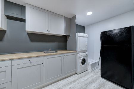 For Lease - 343 Runnymede Road Unit# Lower, Toronto, Ontario - Photo 2