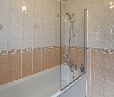 1 Bed Flat, Wandsworth, SW18 - Photo 1