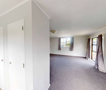 Marton - 2 Bedrooms - Photo 3