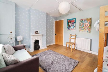 3 bedroom terraced house to rent - Photo 5